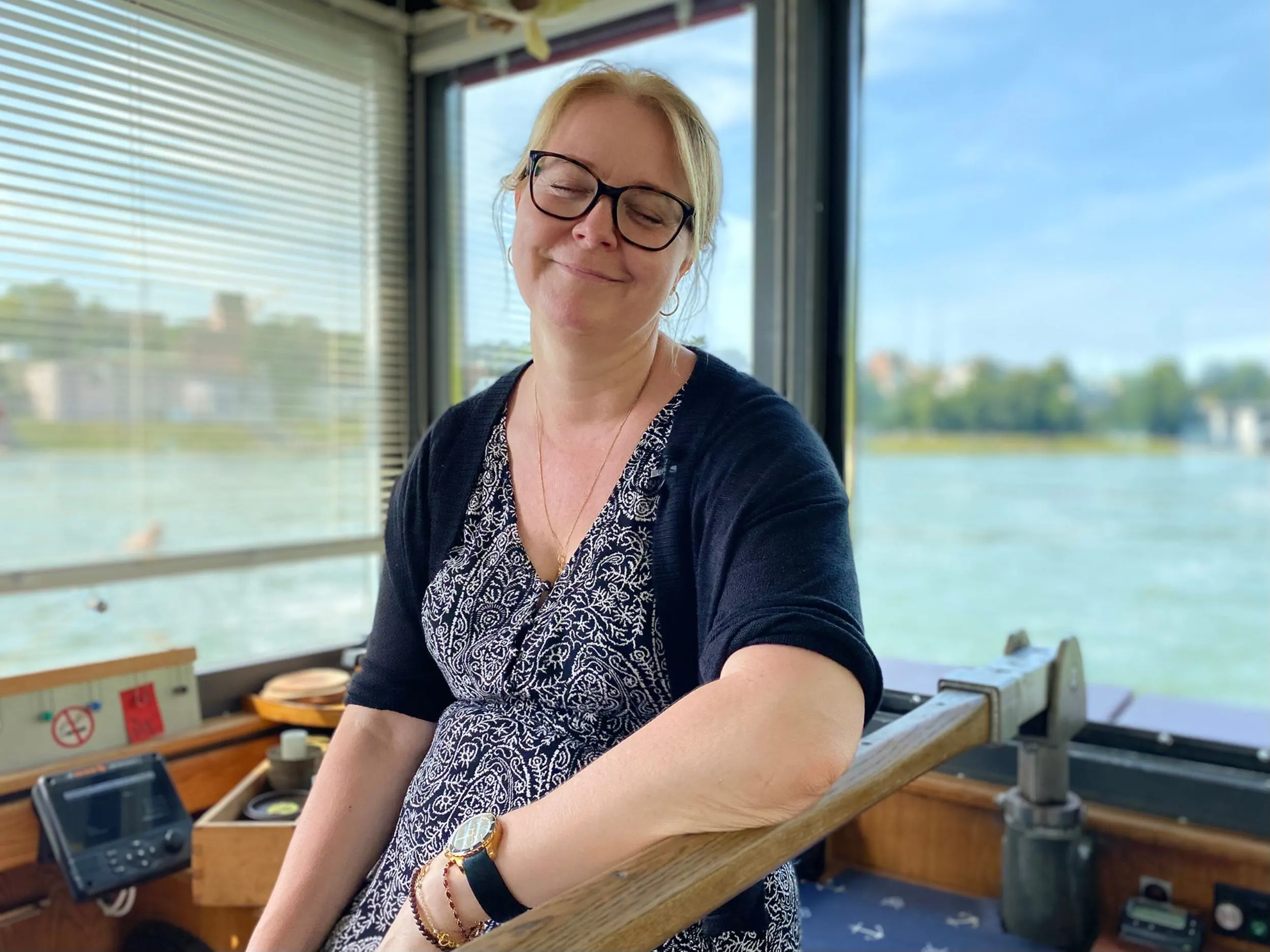 Martina Meinicke auf der Fähre