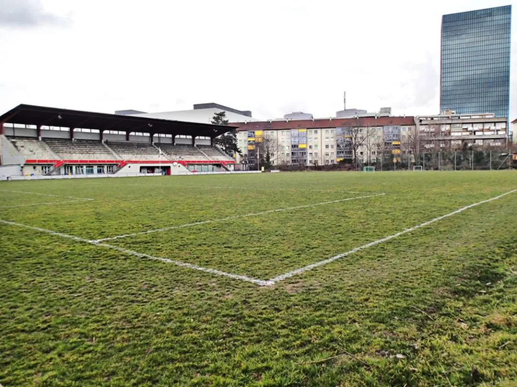 Der Fussballplatz "Ländi"