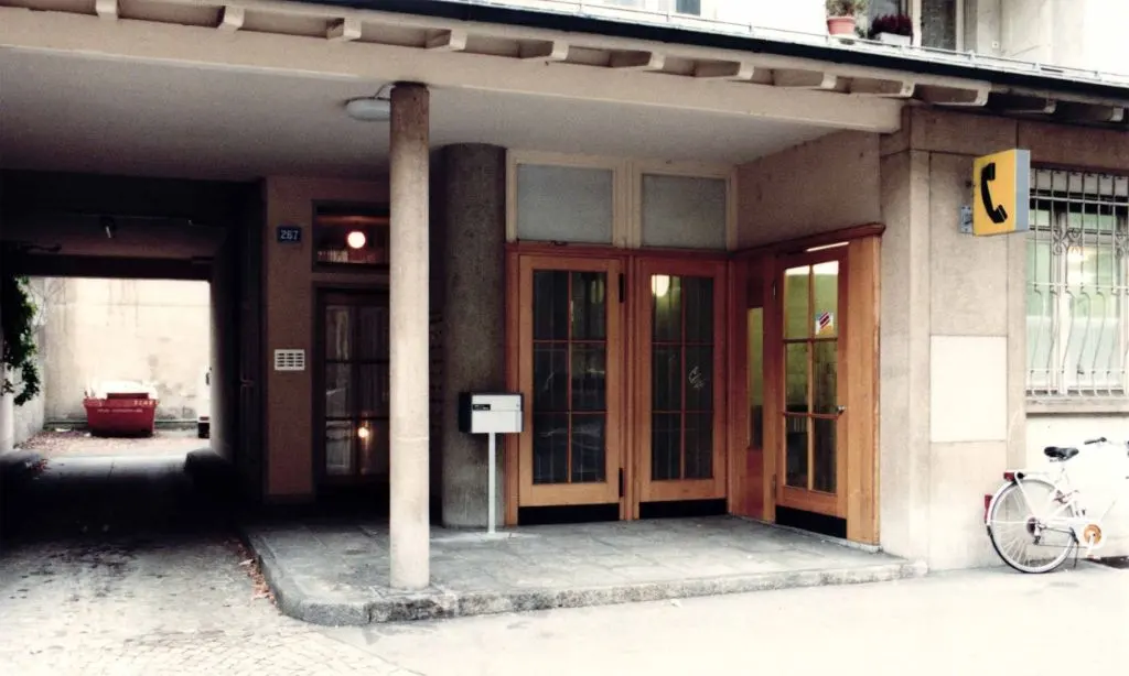 Die ehemalige Poststelle Güterstrasse 18