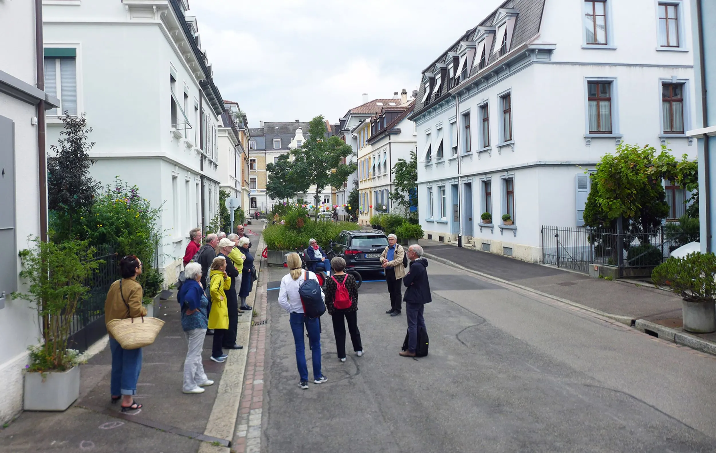 Die Sulgerstrasse im Gotthelfquartier verbindet jeweils zwei Hauseinheiten so, dass alle von drei Seiten "Luft und Licht" erhalten – eine Konsequenz aus der Wohnungsenquête von 1889.